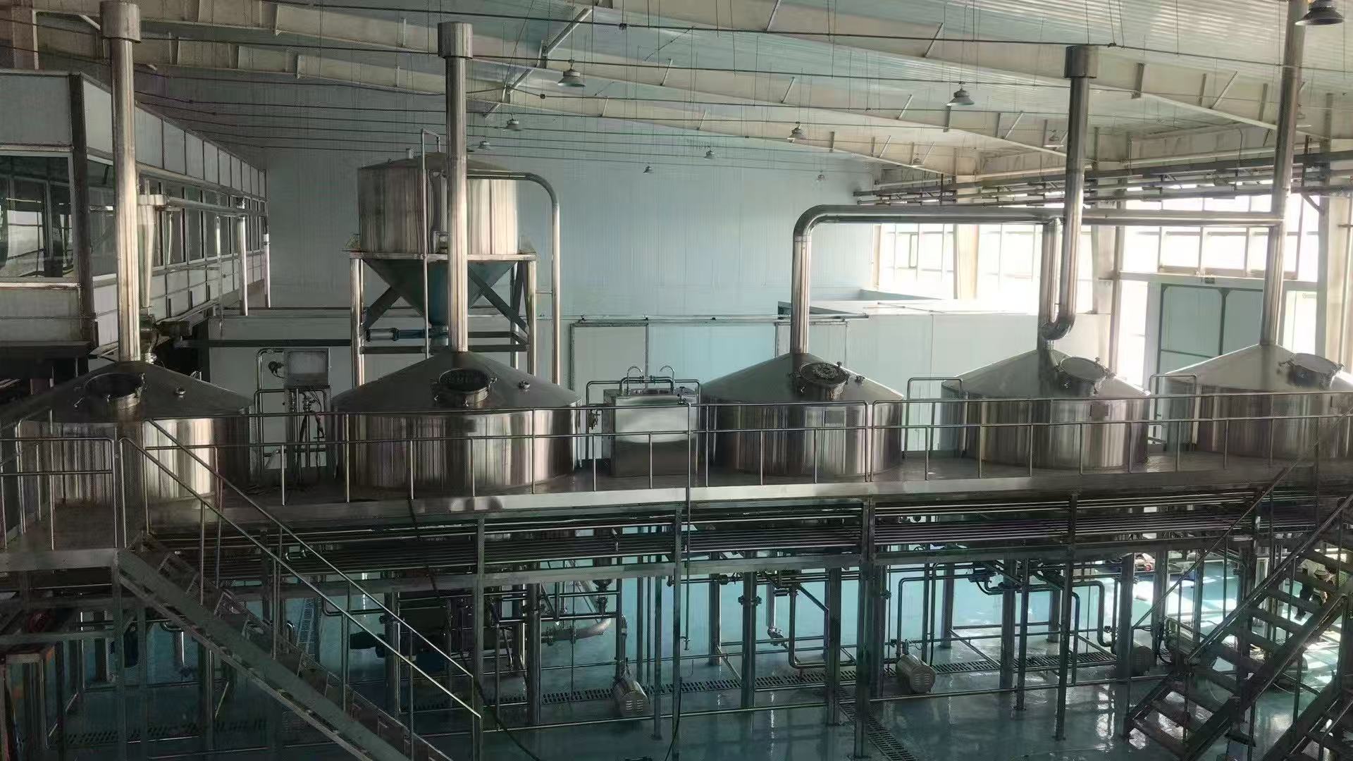 点军精酿啤酒设备厂—精酿啤酒设备主要生产工艺与核心技术